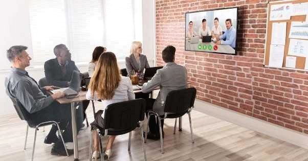 Thiết kế văn phòng có nhiều cây xanh